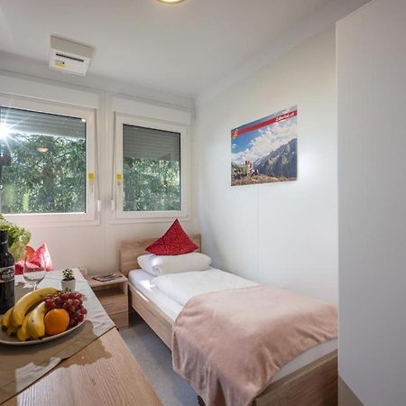 Container House Villa Герлос Екстериор снимка